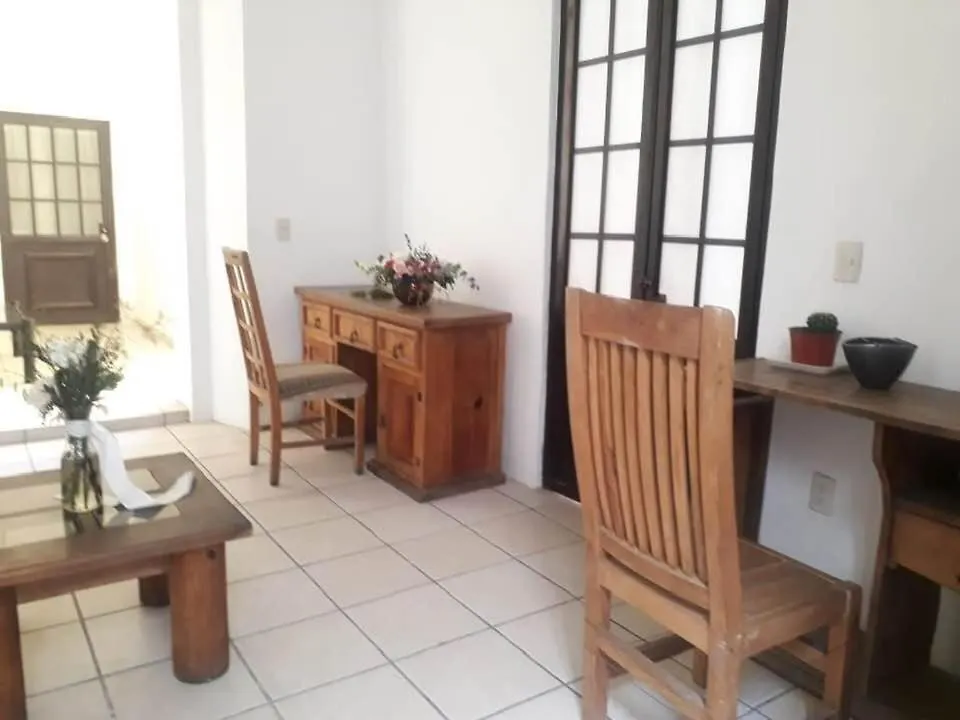 ホテルCasa Reforma グアダラハラ 0*,